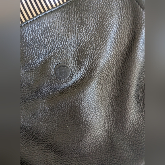 Kate Spade Black Leather Shoulder Bag with Chain Detail - Picture 5 of 11